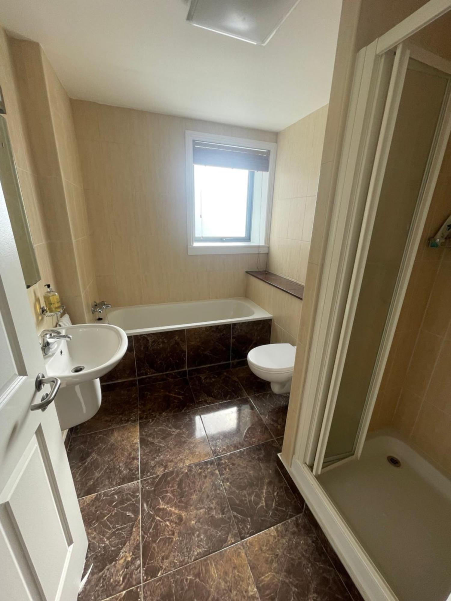 Fabulous And Sunny 2 Bed Apartment, In City Centre Cork Esterno foto